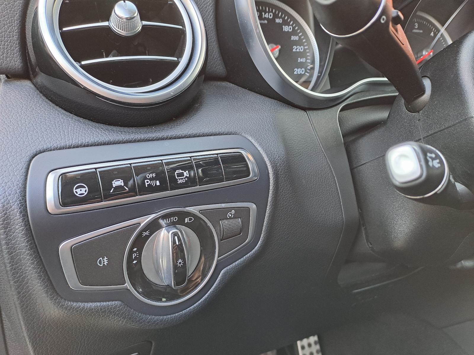 Mercedes-Benz GLC 250 3xAMG svi servisi u Mercedesu, fotografija 14