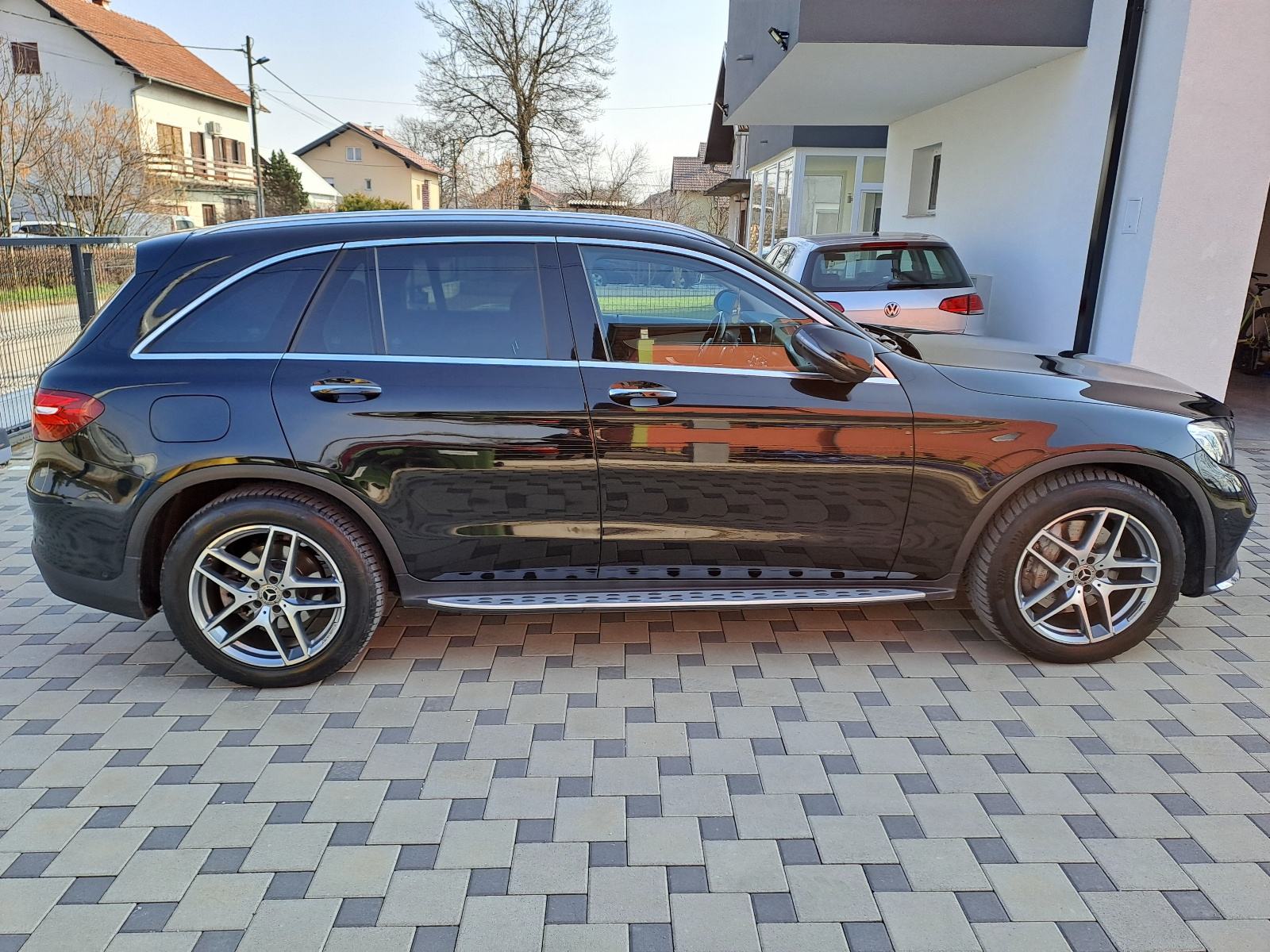 Mercedes-Benz GLC 250 3xAMG svi servisi u Mercedesu, fotografija 8
