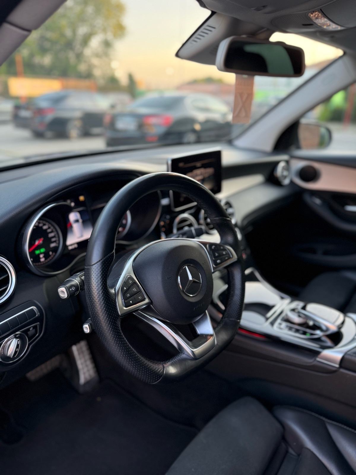 Mercedes-Benz GLC 250 d 4Matic F1 Amg ILS,Kamera,Keyless,19”,Zamjena!!, fotografija 6