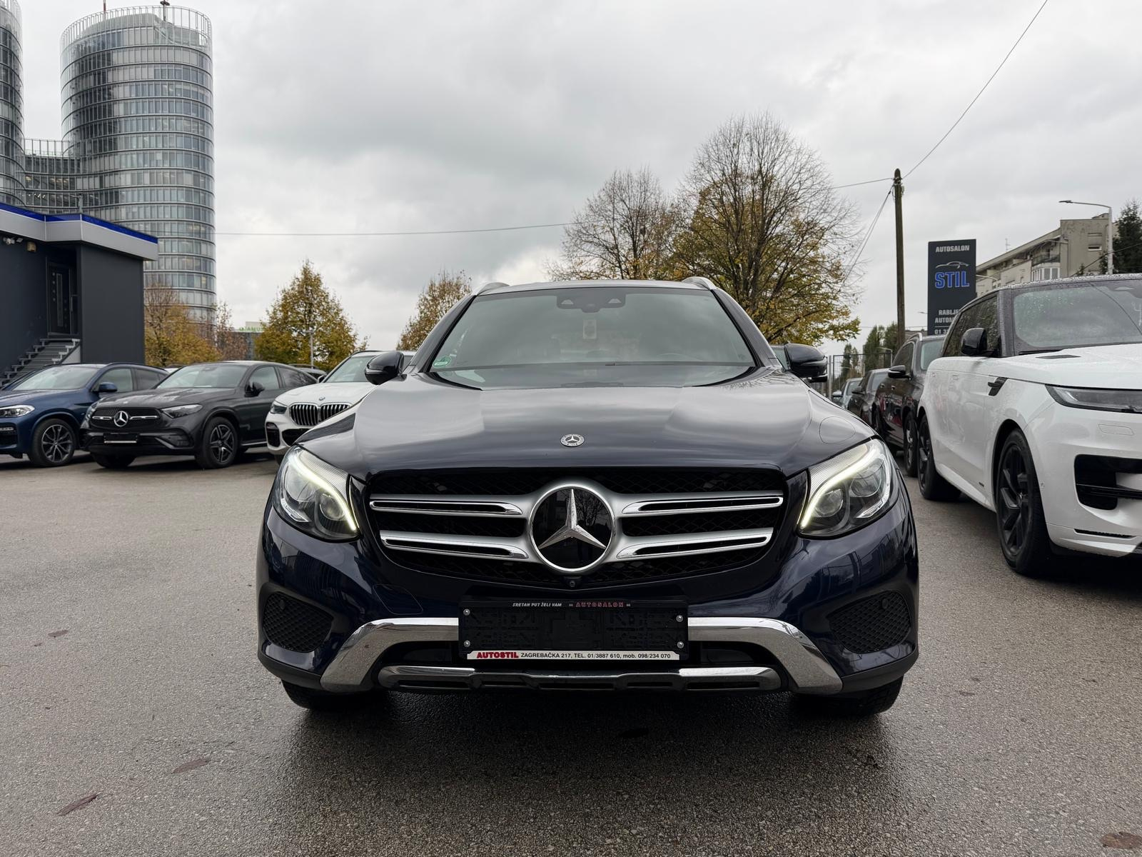 Mercedes-Benz GLC 250d 4Matic Exclusive **DESIGNO**ZRAČNI OVJES**, fotografija 2