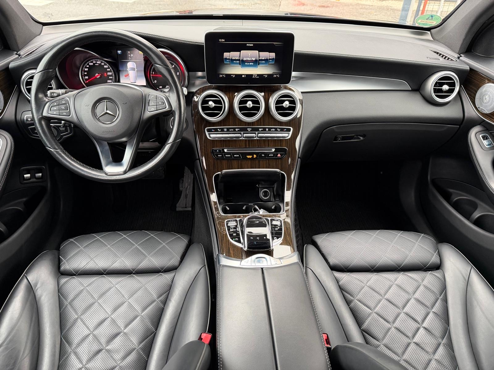 Mercedes-Benz GLC 250d 4Matic Exclusive **DESIGNO**ZRAČNI OVJES**, fotografija 8