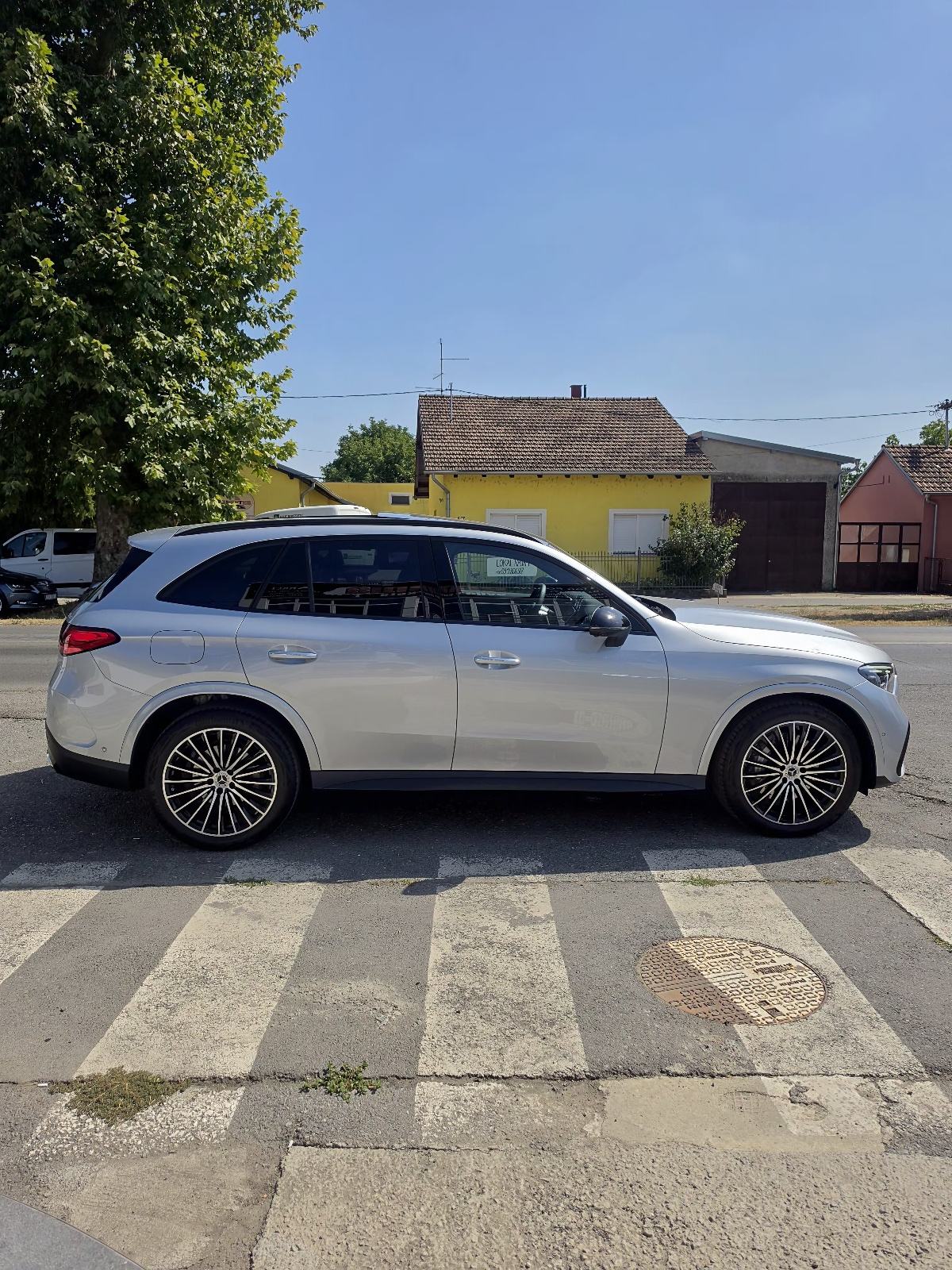 Mercedes - Benz GLC 300 4MATIC - AMG Line - 12.000 km, fotografija 8