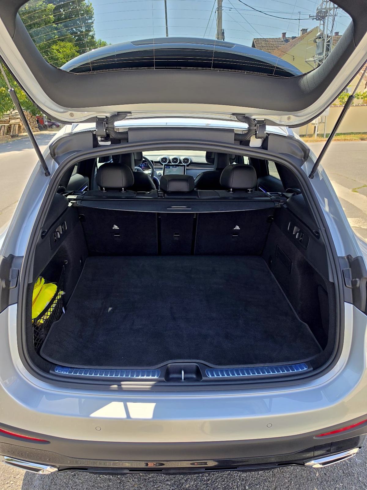 Mercedes - Benz GLC 300 4MATIC - AMG Line - 12.000 km, fotografija 5
