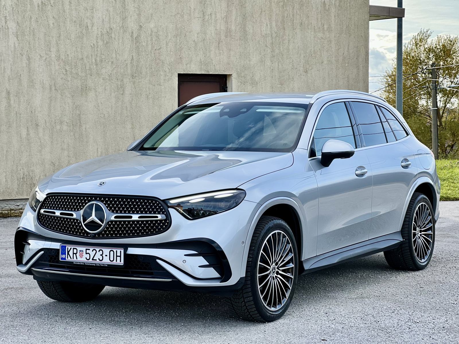 Mercedes-Benz GLC 300e 4MATIC, AMG, fotografija 3