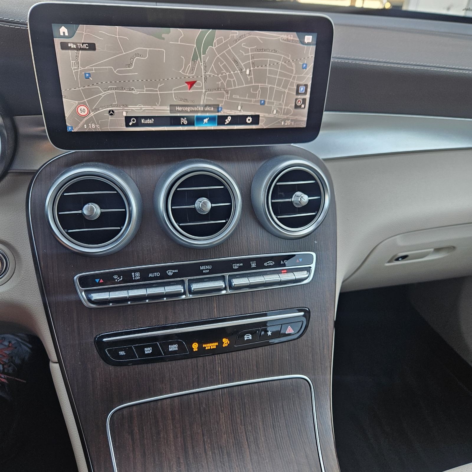 Mercedes-Benz GLC 300 4MATIC, fotografija 10