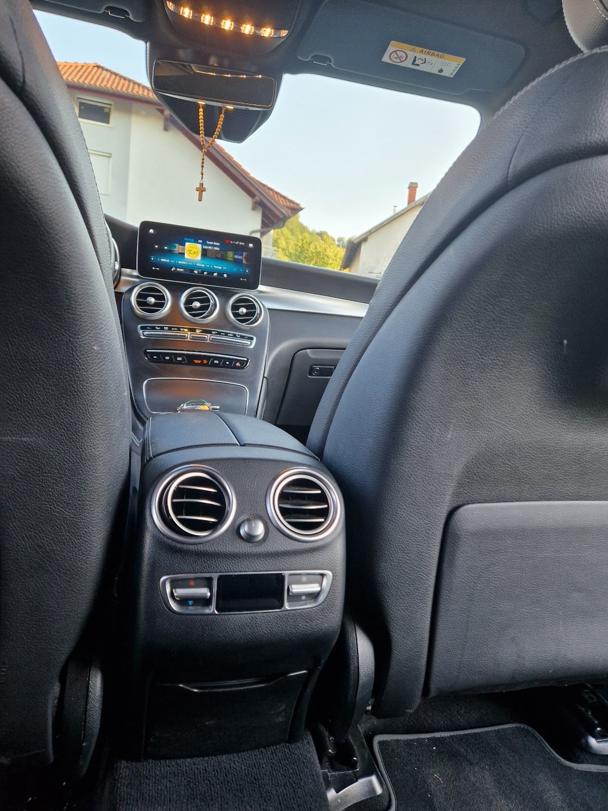 Mercedes-Benz GLC 300 D 4MATIC, fotografija 10