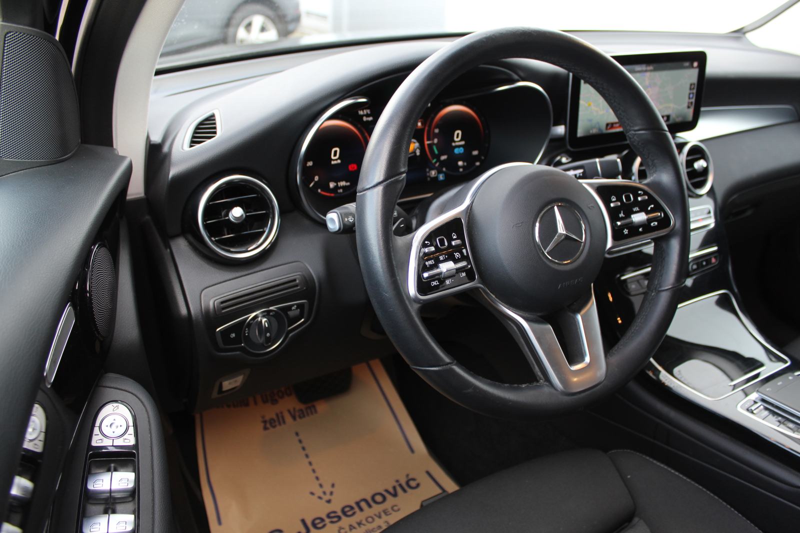 Mercedes-Benz GLC 300 de 4MATIC Aut. -LEASING BEZ UČEŠĆA!, fotografija 9