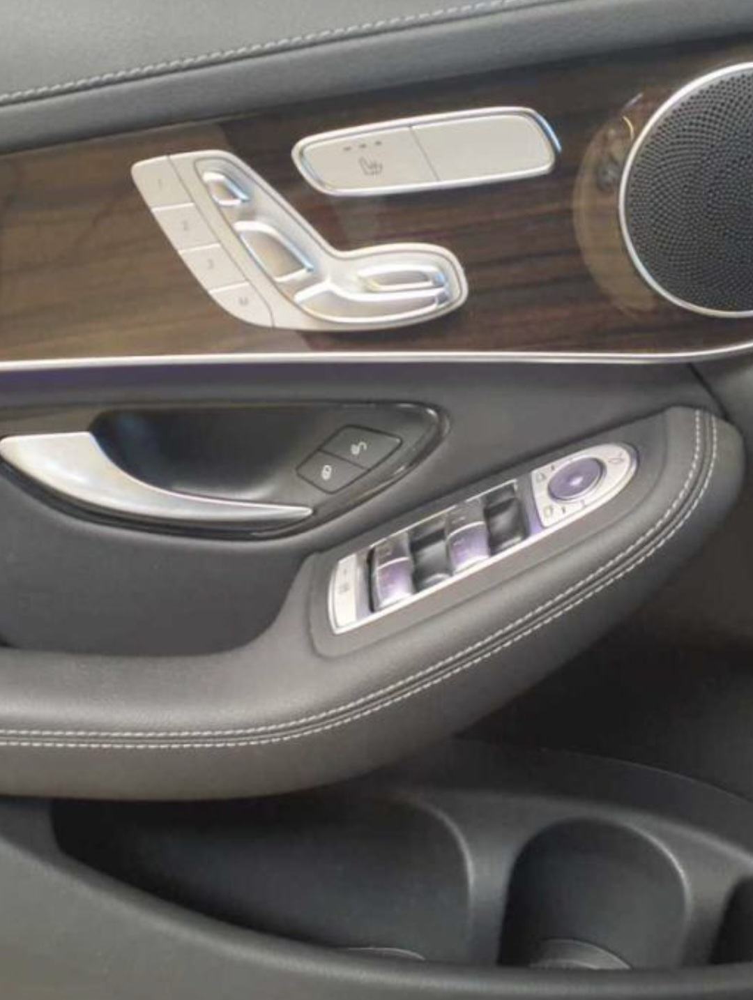 Mercedes-Benz GLC 300 de exclusive 4MATIC , 9G tronic plug in hybrid, fotografija 12
