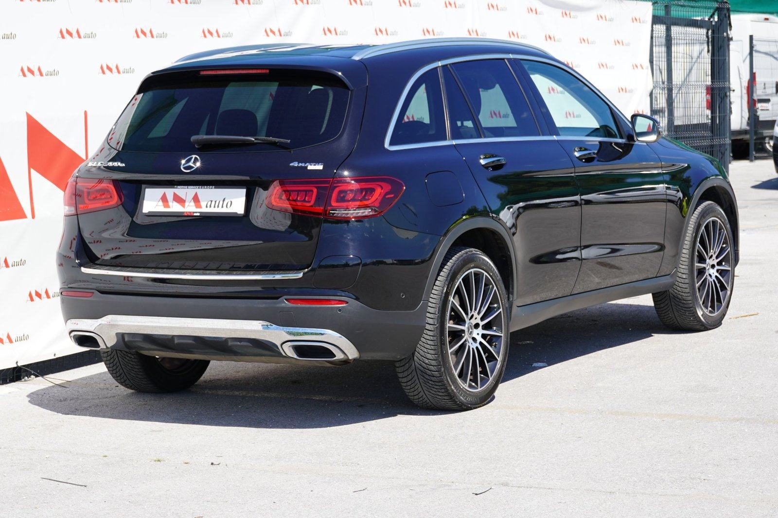 Mercedes-Benz GLC 300 E#SERVISNA#JAMSTVO##LEASING BEZ UČEŠĆA#, fotografija 6