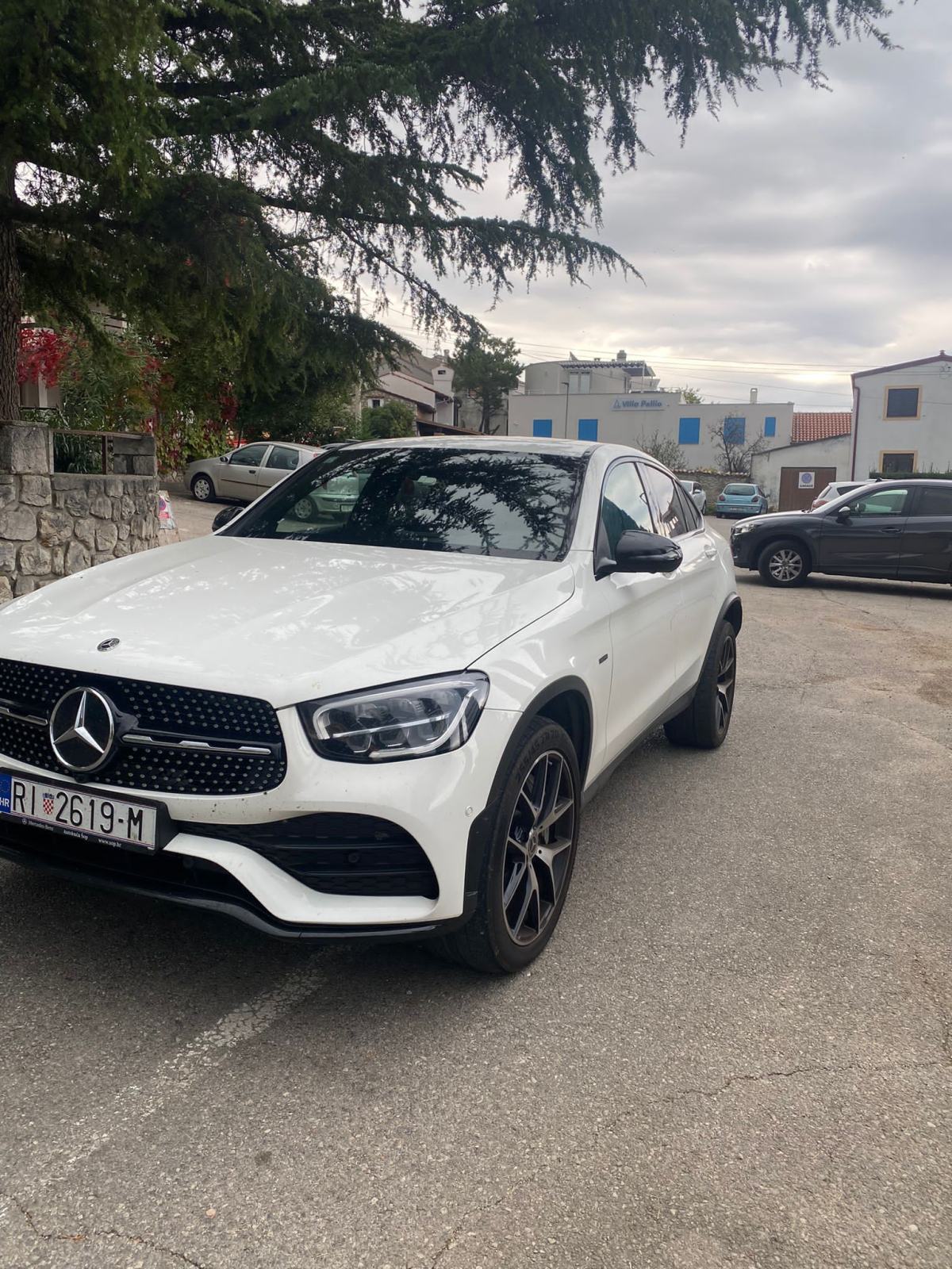 Mercedes-Benz GLC300de AMG Coupe automatik, fotografija 3