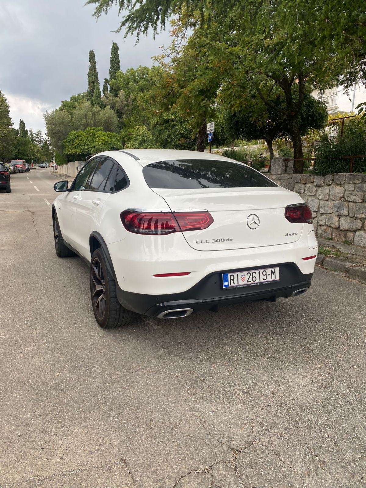 Mercedes-Benz GLC300de AMG Coupe automatik, fotografija 2