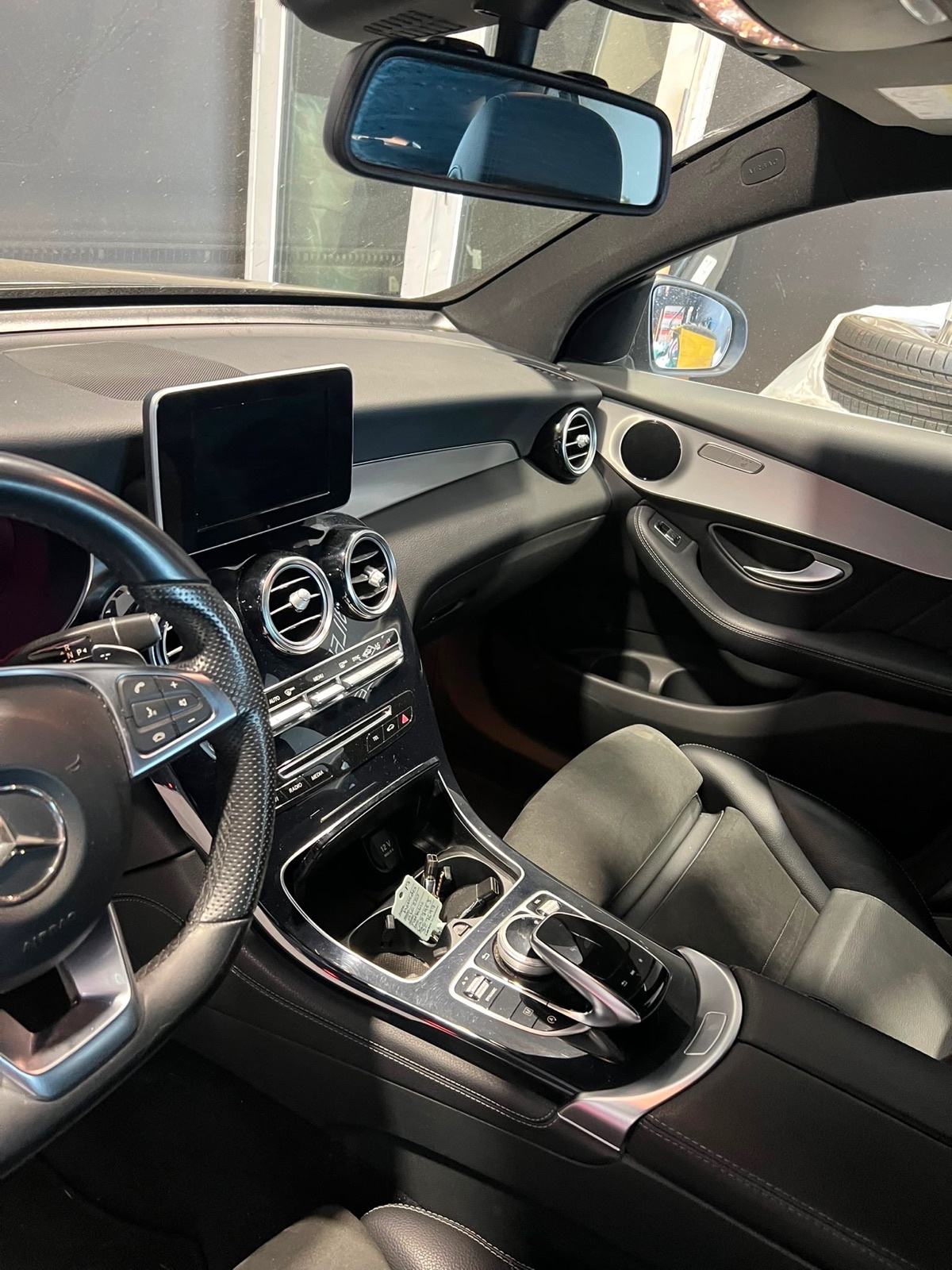 Mercedes-Benz GLC Coupe 220 d - AMG - 4MATIC - AUTOMATIK - LEASING, fotografija 9
