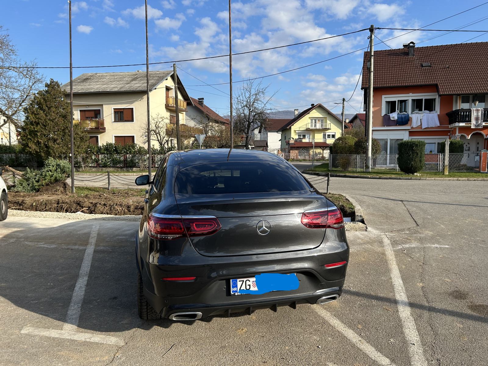 Mercedes-Benz GLC Coupe 220 d automatik, AMG line, u sustavu PDV-a, fotografija 3