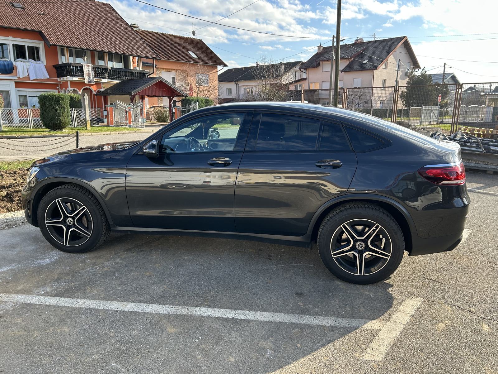 Mercedes-Benz GLC Coupe 220 d automatik, AMG line, u sustavu PDV-a, fotografija 6