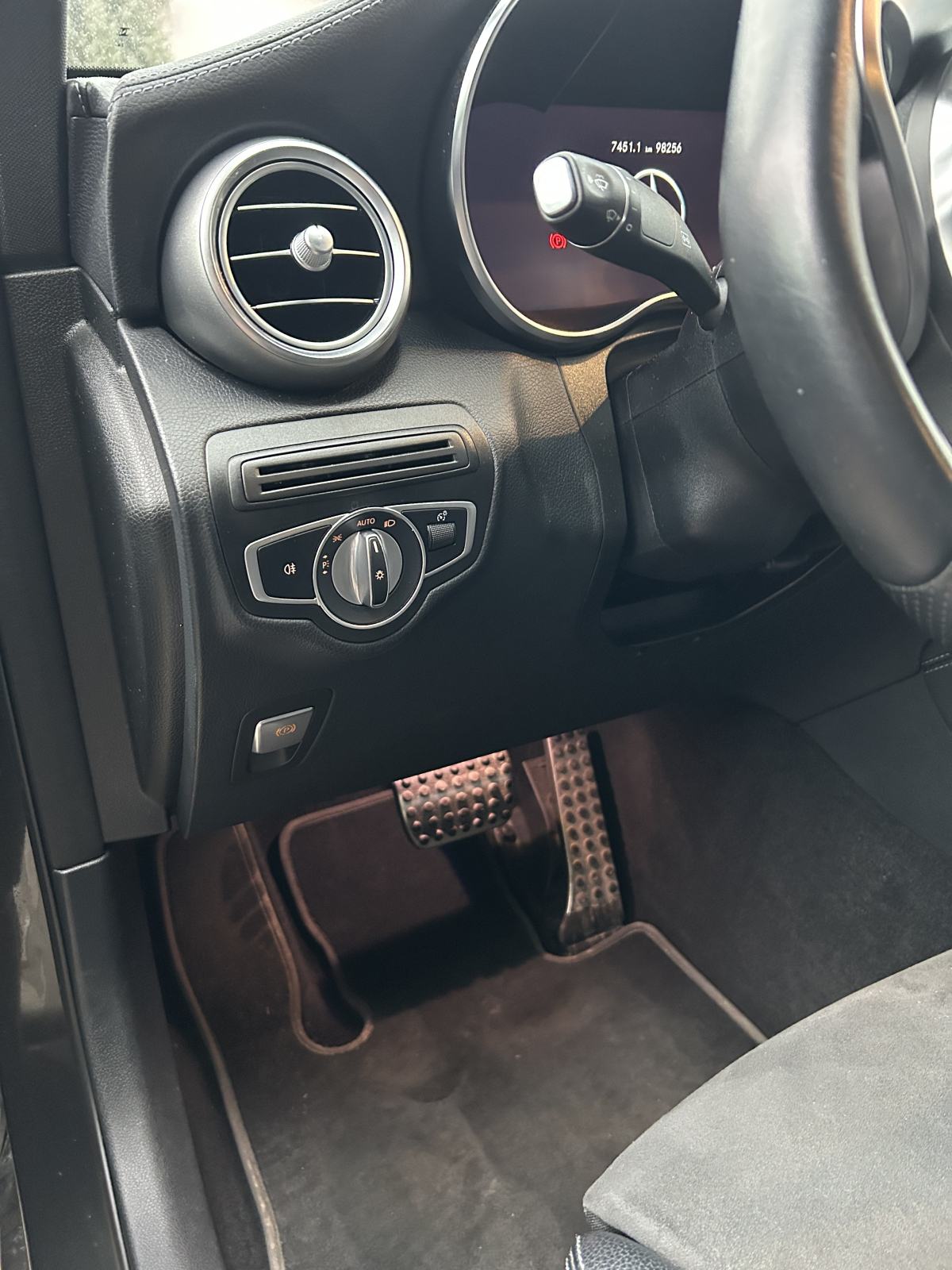 Mercedes-Benz GLC Coupe 220 d automatik, AMG line, u sustavu PDV-a, fotografija 11