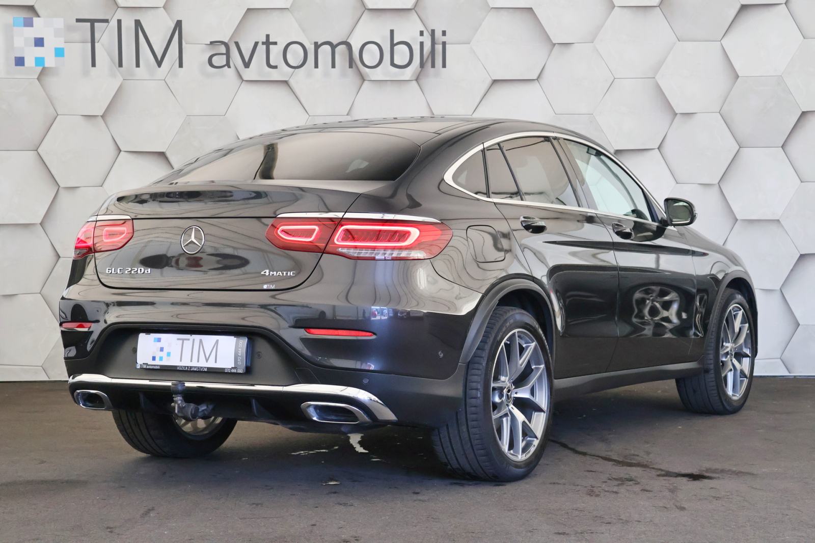 Mercedes-Benz GLC Coupe 220d 4-Matic 9G-Tronic AMG Line MULTIBEAM, fotografija 3