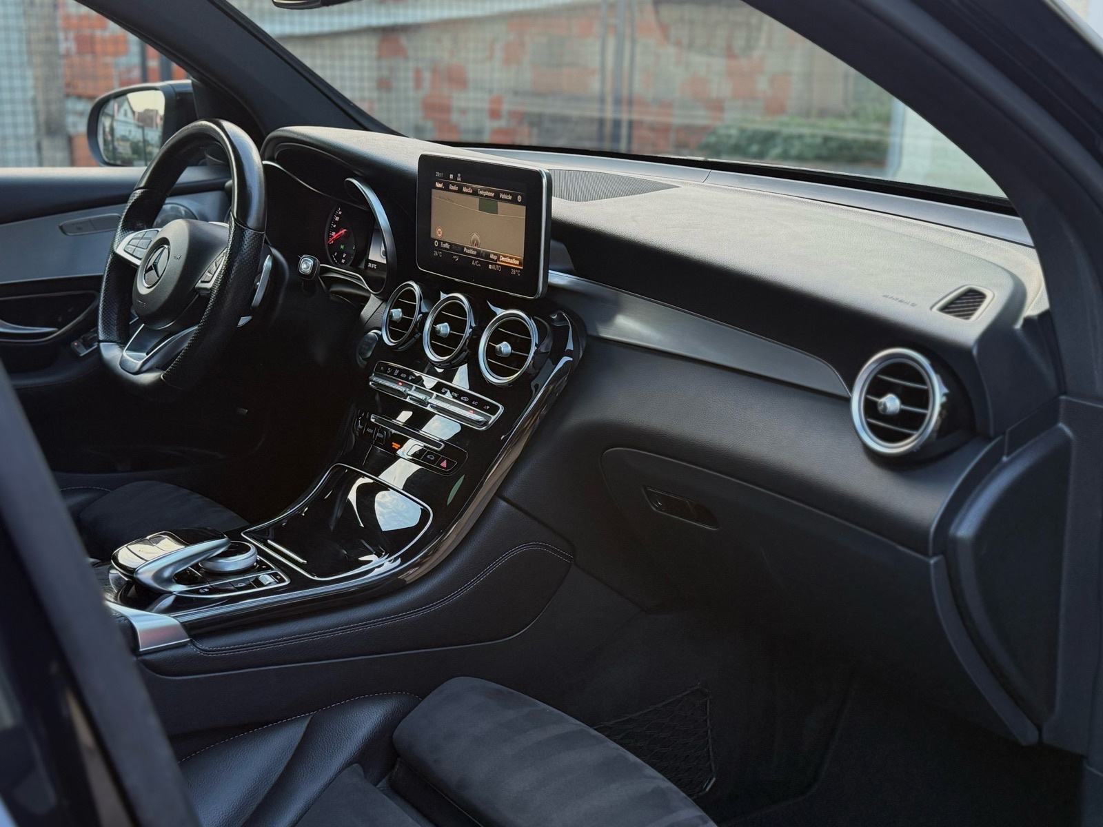 Mercedes-Benz GLC Coupe 220d *AUTOMATIK*4 MATIC*AMG*ŠIBER*VEL.NAVI*, fotografija 15