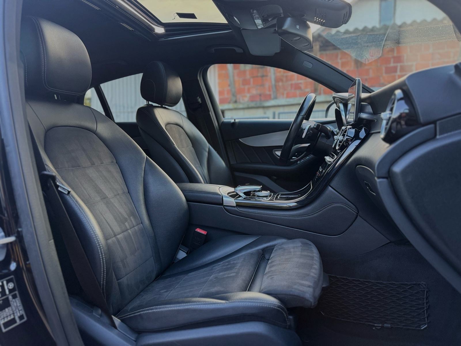 Mercedes-Benz GLC Coupe 220d *AUTOMATIK*4 MATIC*AMG*ŠIBER*VEL.NAVI*, fotografija 16