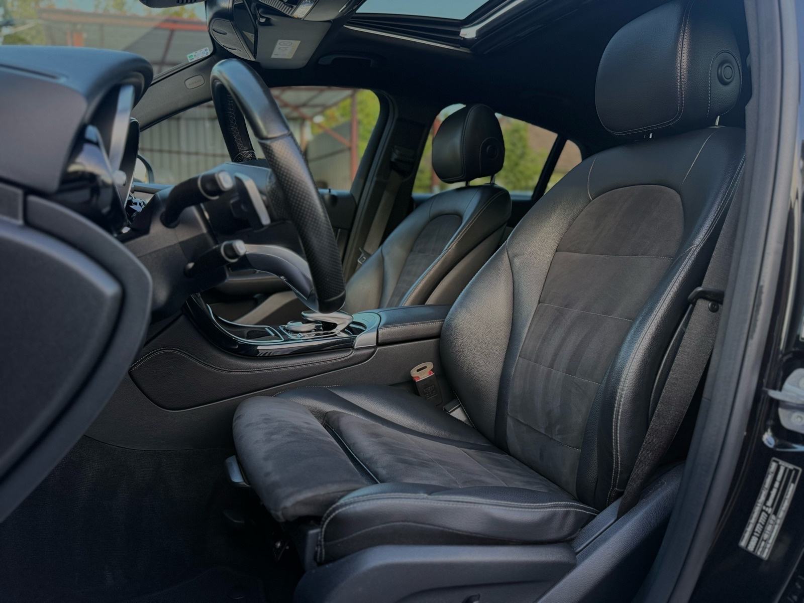 Mercedes-Benz GLC Coupe 220d *AUTOMATIK*4 MATIC*AMG*ŠIBER*VEL.NAVI*, fotografija 17