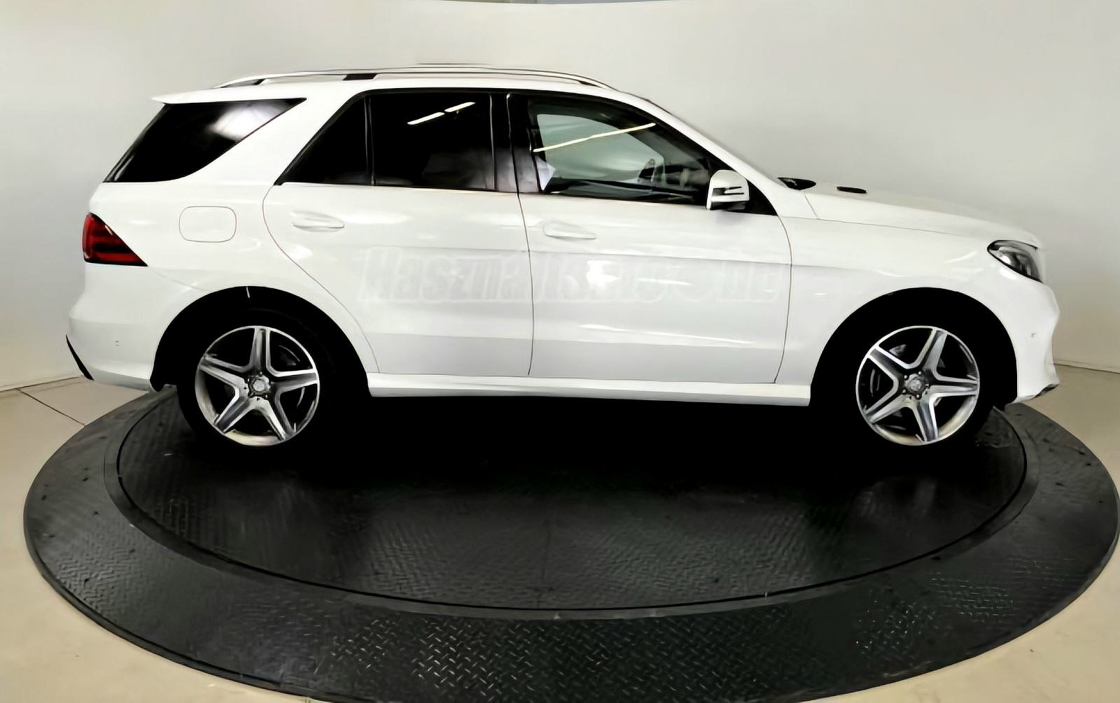 MERCEDES BENZ GLE FULL AMG 250D 4 MATIC#ZRAČNI OVJES#PANORAMA#LED, fotografija 11