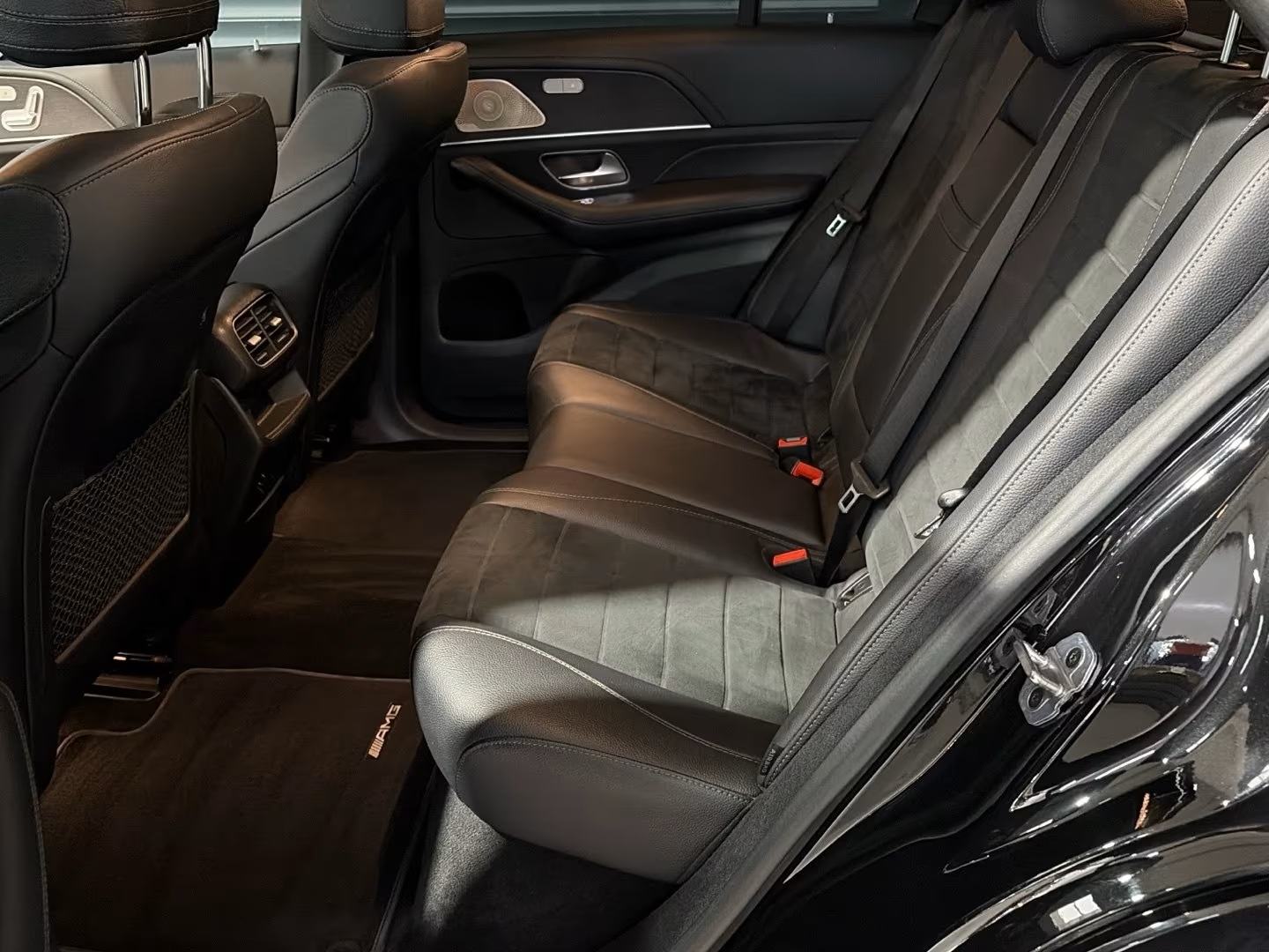 Mercedes-Benz GLE 300 d 4M AMG, fotografija 11