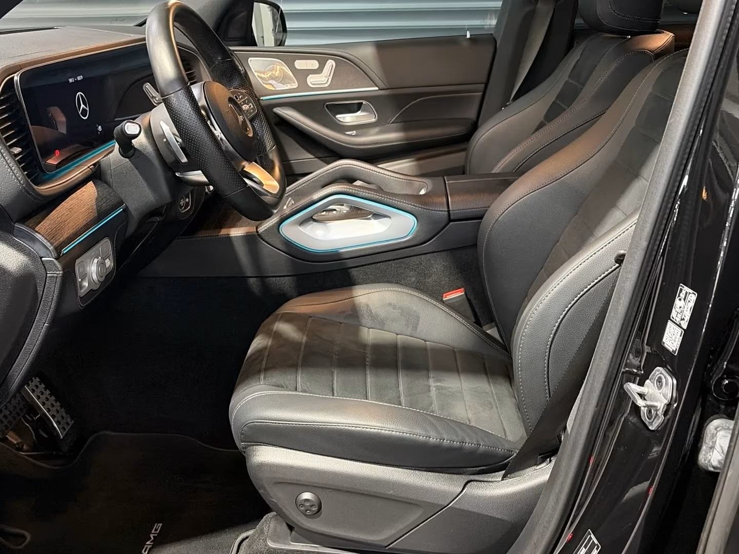 Mercedes-Benz GLE 300 d 4M AMG, fotografija 15