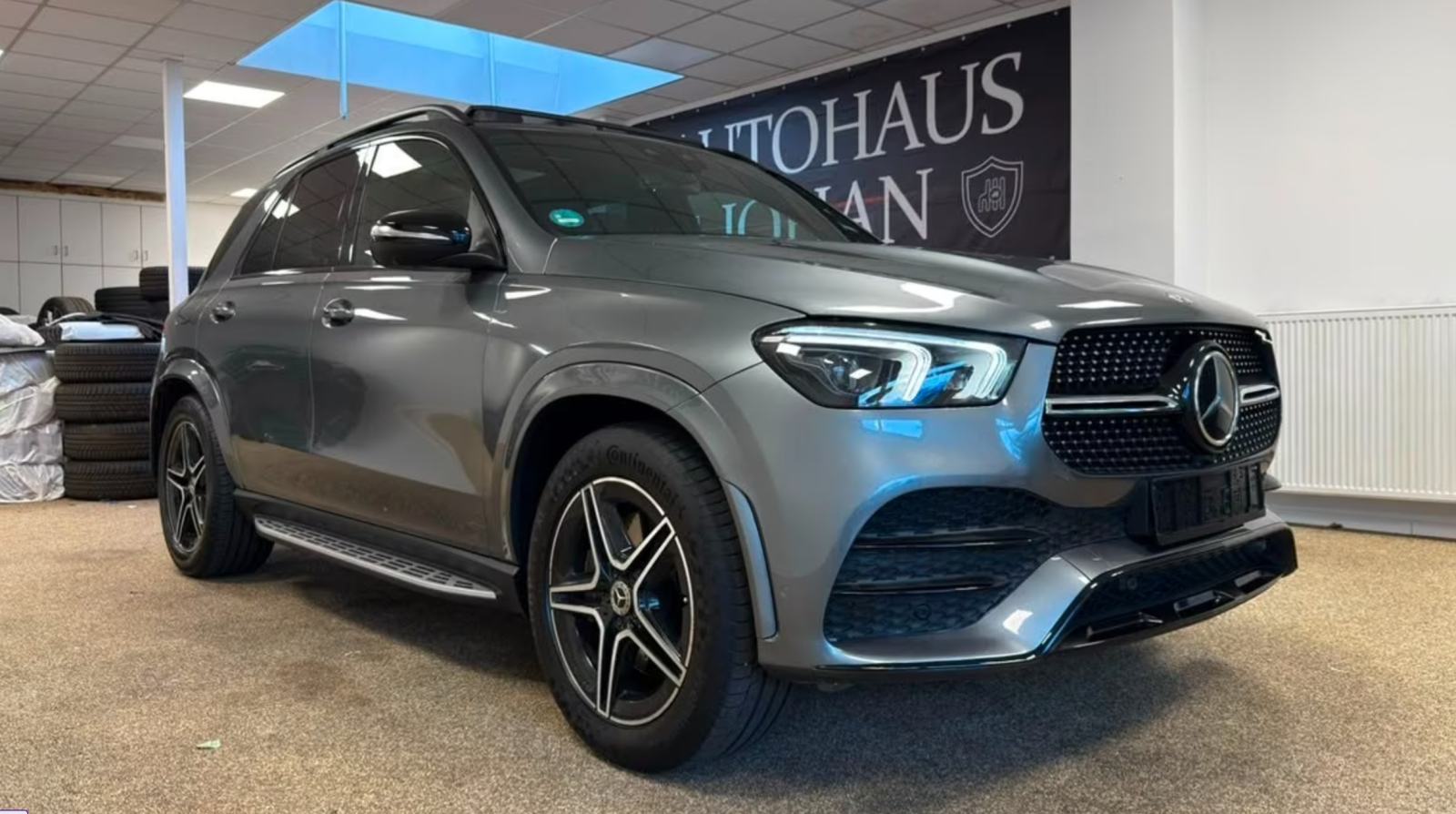 Mercedes-Benz GLE 300d 4M - AMG, BURMESTER, PANORAMA, 360 KAMERA, pogled izvana - slika 1