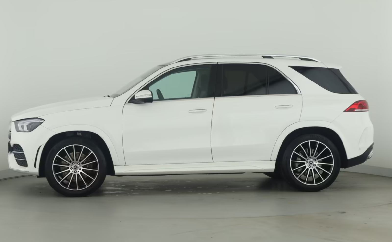 Mercedes-Benz GLE 300d 4M - AMG, HEADUP, PANORAMA, 360 KAMERA, KUKA, fotografija 7