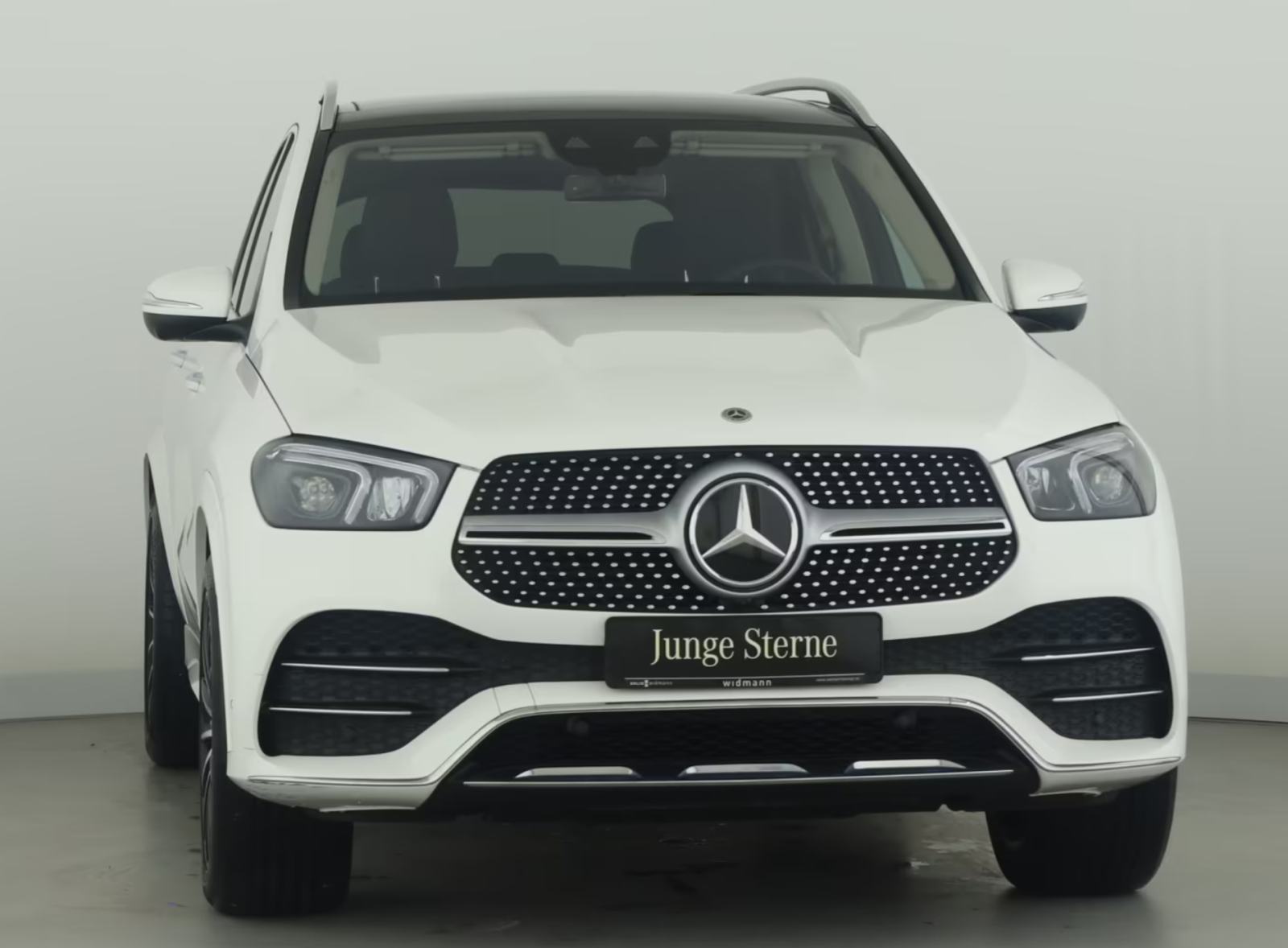 Mercedes-Benz GLE 300d 4M - AMG, HEADUP, PANORAMA, 360 KAMERA, KUKA, fotografija 2
