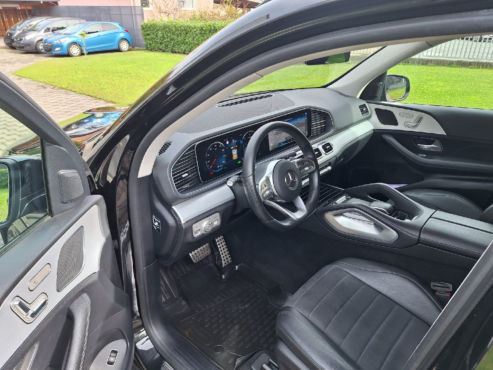Mercedes-Benz GLE 300d 4x4 AMG, fotografija 9