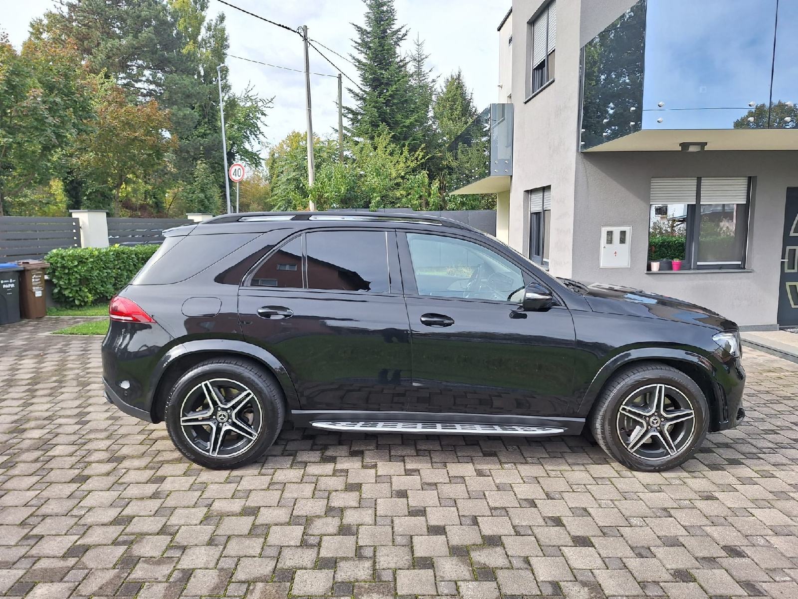 Mercedes-Benz GLE 300d 4x4 AMG, fotografija 8