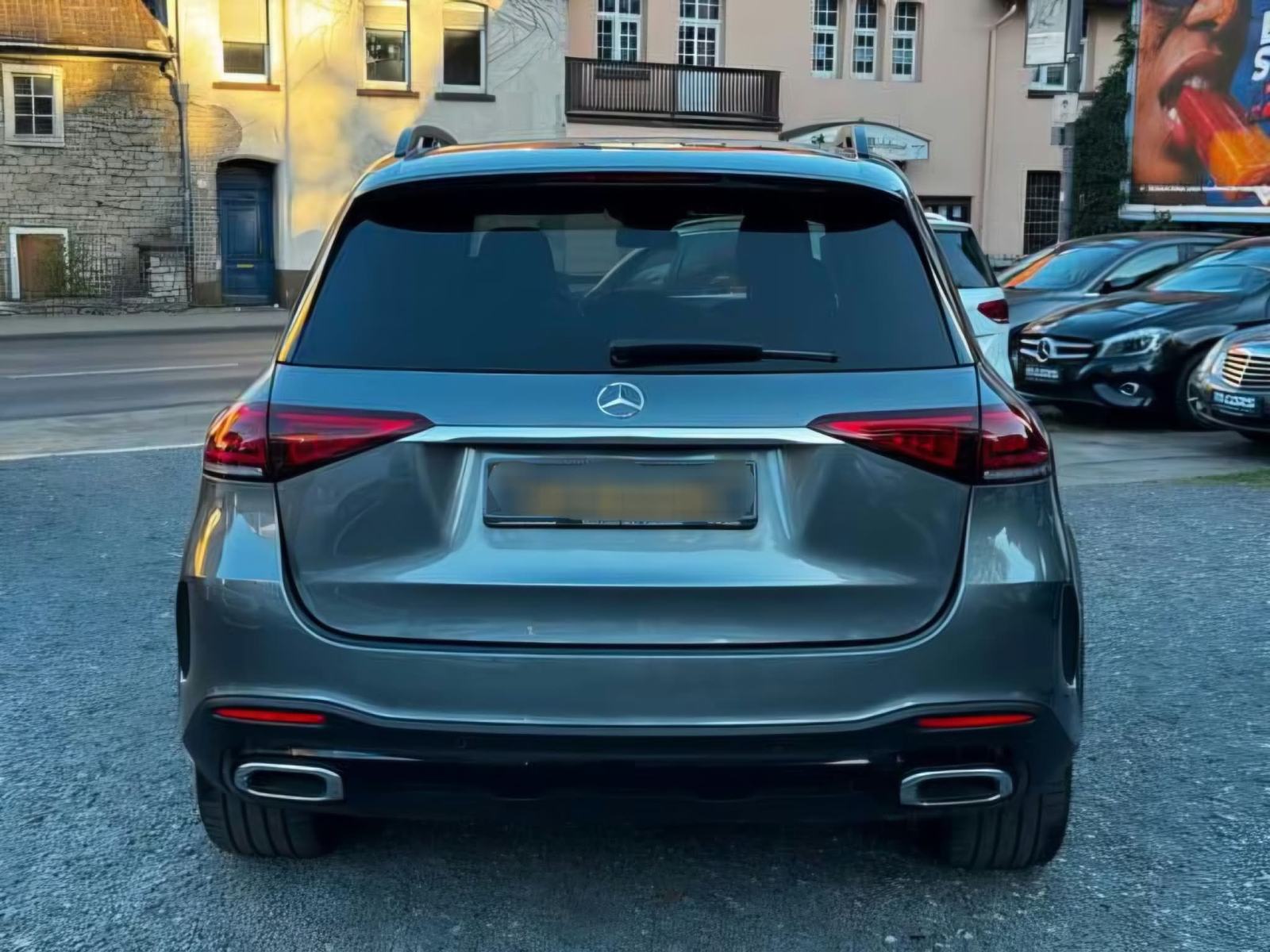Mercedes-Benz GLE 300d AMG 4Matic, fotografija 4