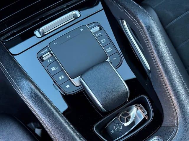 Mercedes-Benz GLE 300d AMG 4Matic, fotografija 11