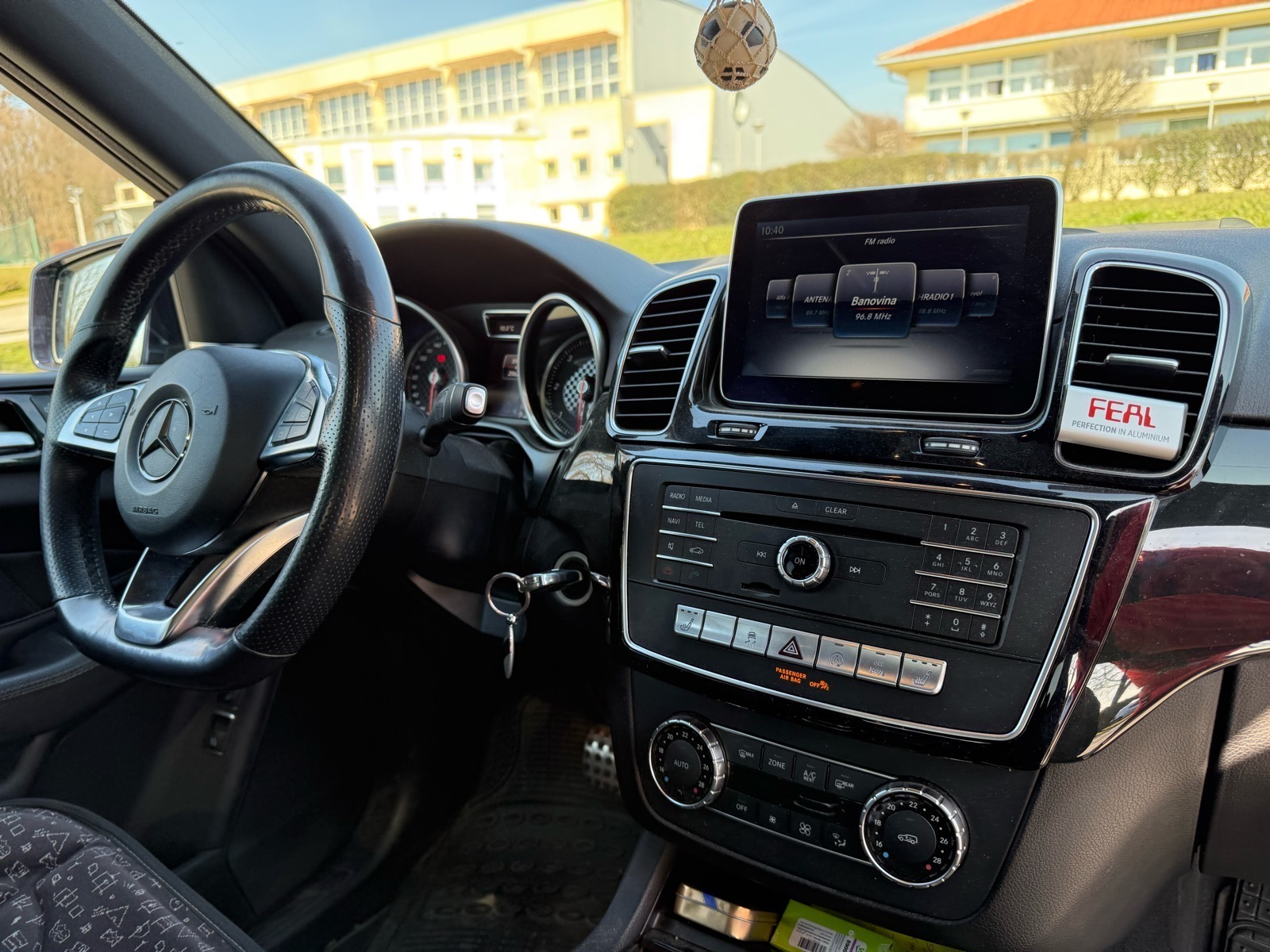 Mercedes-Benz GLE 350 d 4-MATIC, fotografija 6