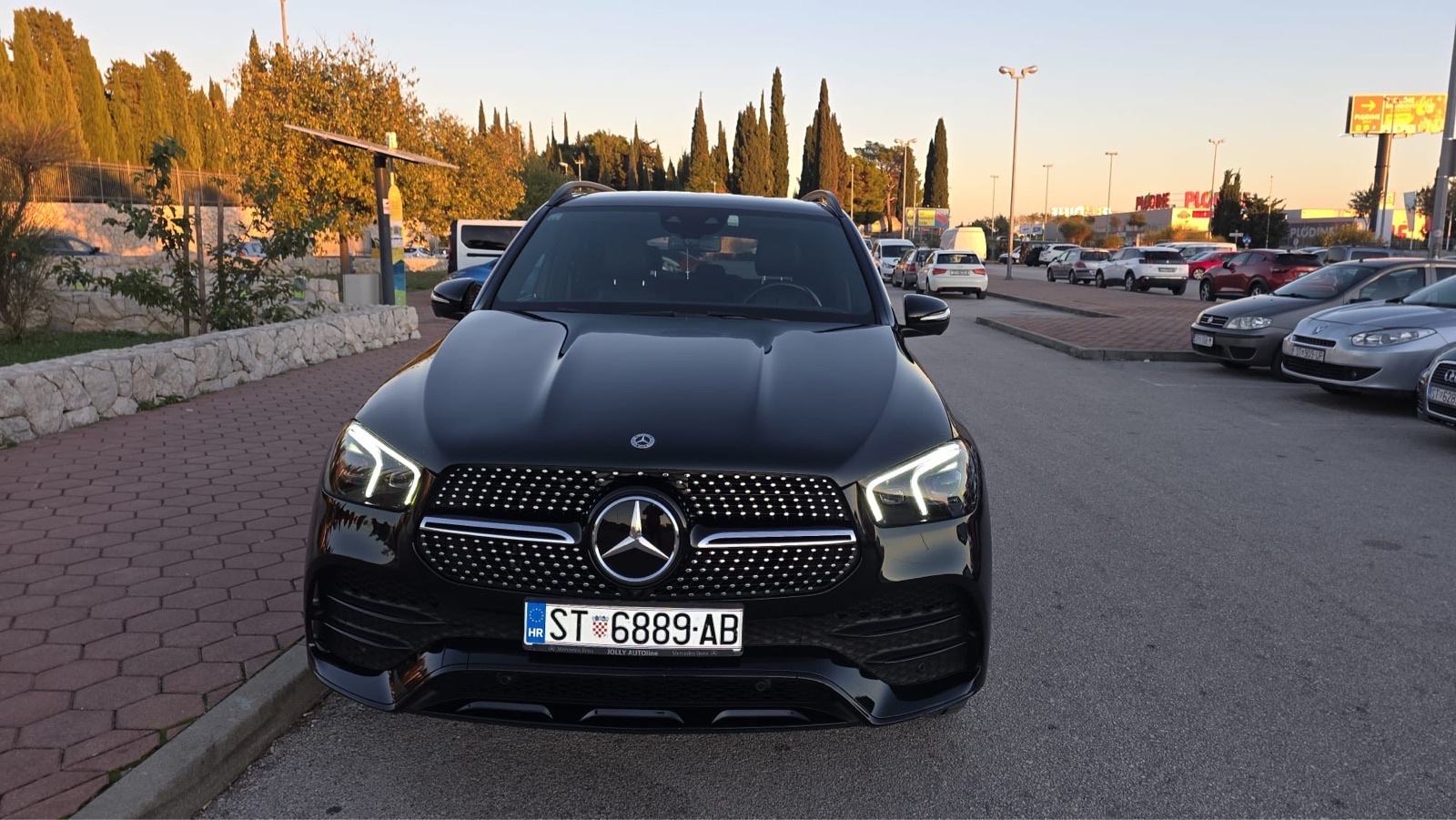 Mercedes-Benz GLE 350 d 4M AMG /Zračni ovjes/Panorama/360/Night/, fotografija 13