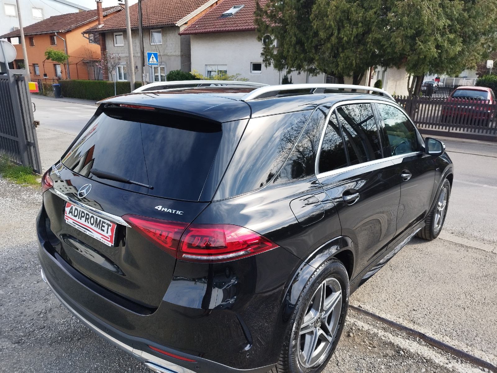Mercedes-Benz GLE 350 de 4 MATIC // PLUG-IN HIBRID // AMG // PANO, fotografija 12