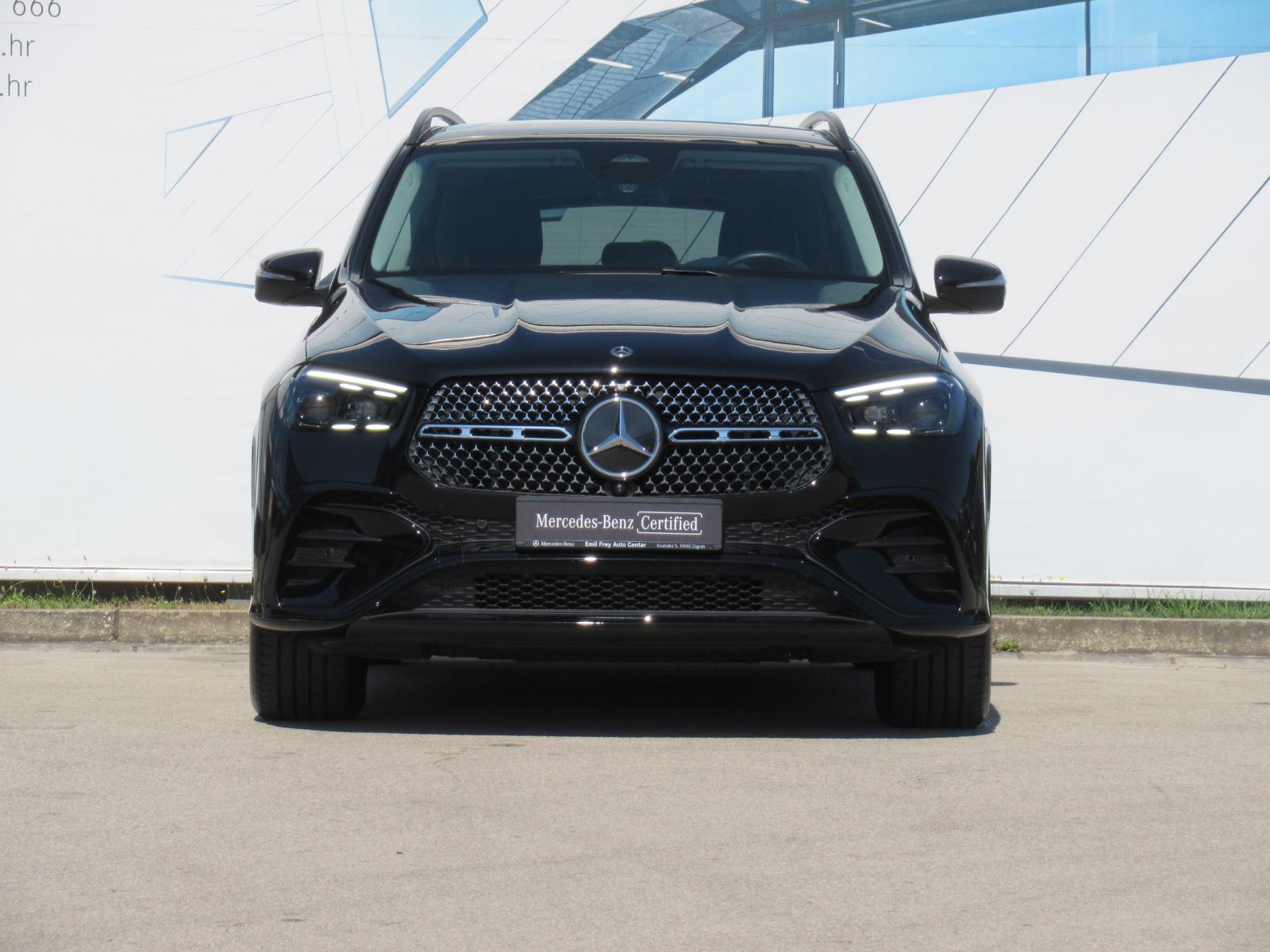 Mercedes-Benz GLE 350 de 4MATIC AMG Line, pogled izvana - slika 1