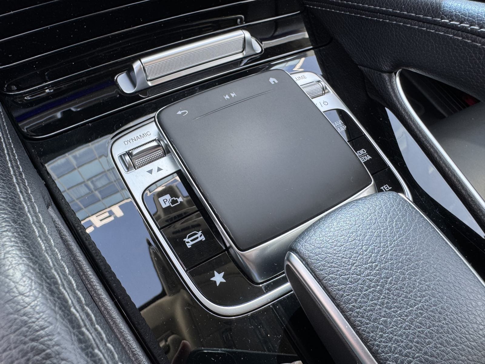 Mercedes-Benz GLE 350d 4MATIC AMG Line, fotografija 11