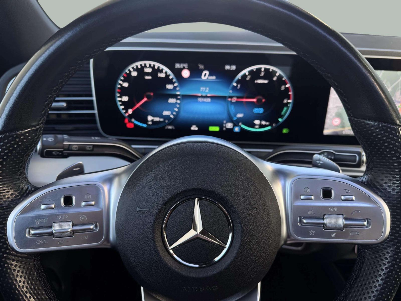 Mercedes-Benz GLE 350de HIBRID 4MATIC*AMG* *U PDV-U*STAKLENI KROV*KOŽA, fotografija 11