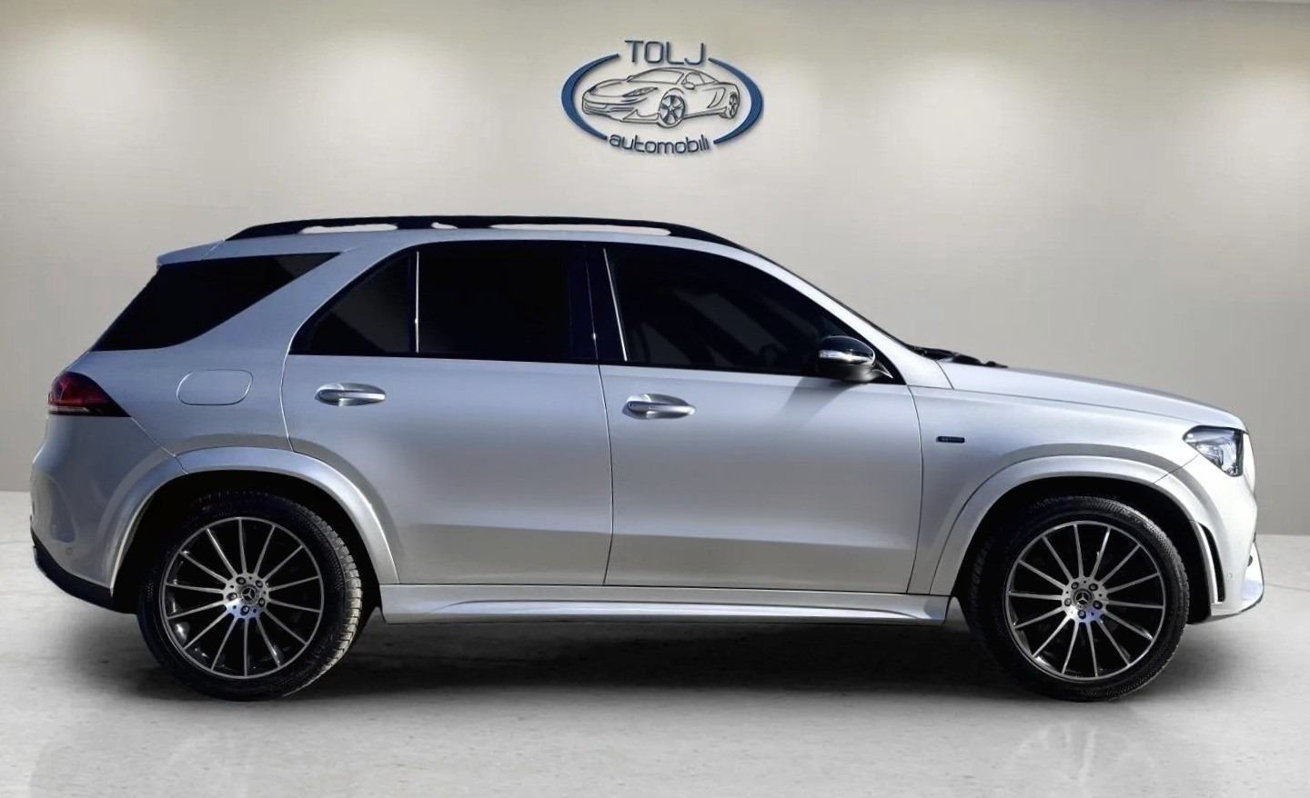 Mercedes-Benz GLE 350de HIBRID 4MATIC*AMG* *U PDV-U*STAKLENI KROV*KOŽA, pogled izvana - slika 3