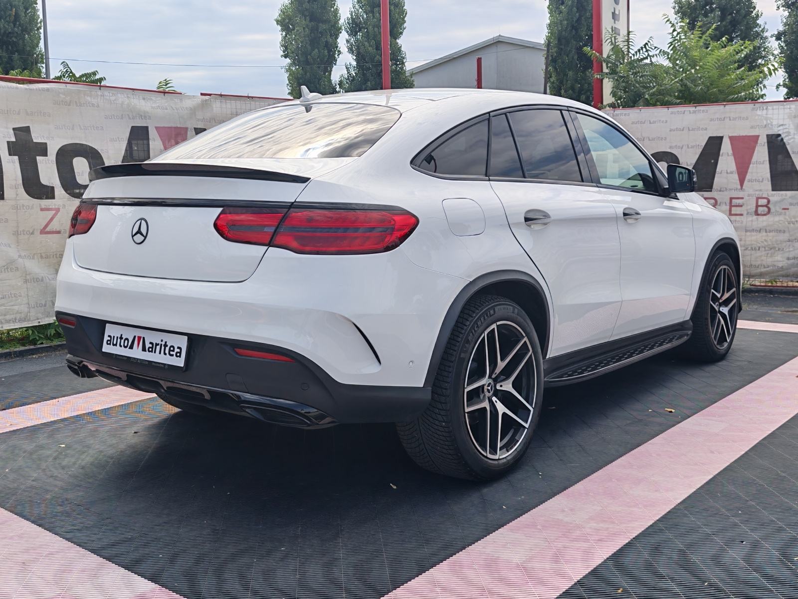 Mercedes-Benz GLE Coupe 350 d 4MATIC*Amg, Koža, Kamera*, fotografija 17