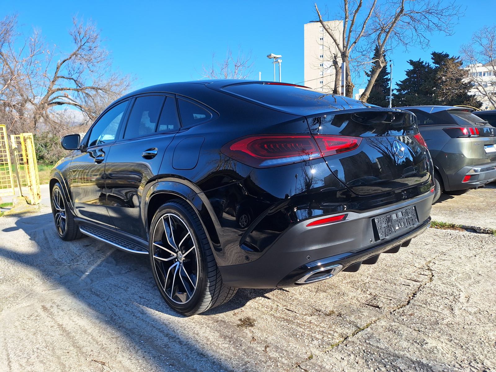 Mercedes-Benz GLE Coupe 350 DE // AMG LINE // PANO,HEAD UP ,K360 ,22 A, fotografija 1
