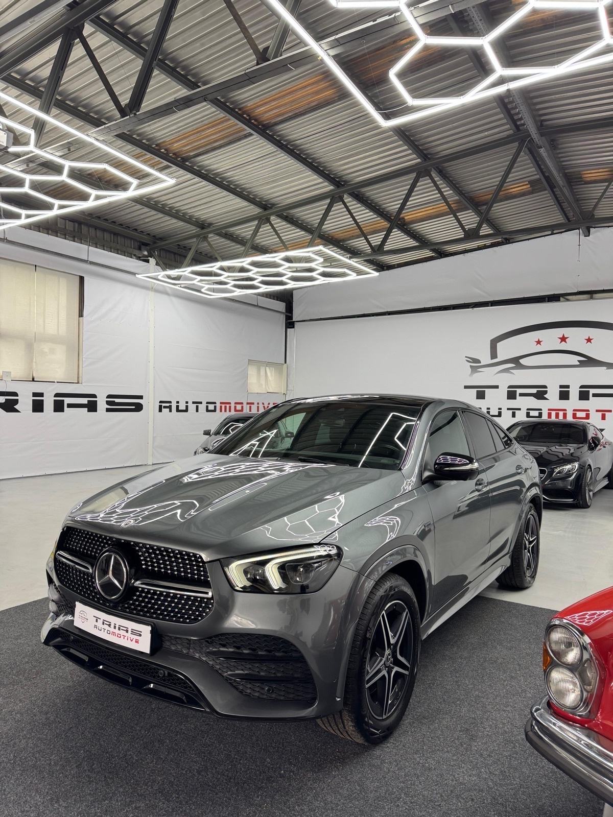 Mercedes-Benz GLE Coupe 350de 4matic AMG, Panorama, 360 kamere, fotografija 2