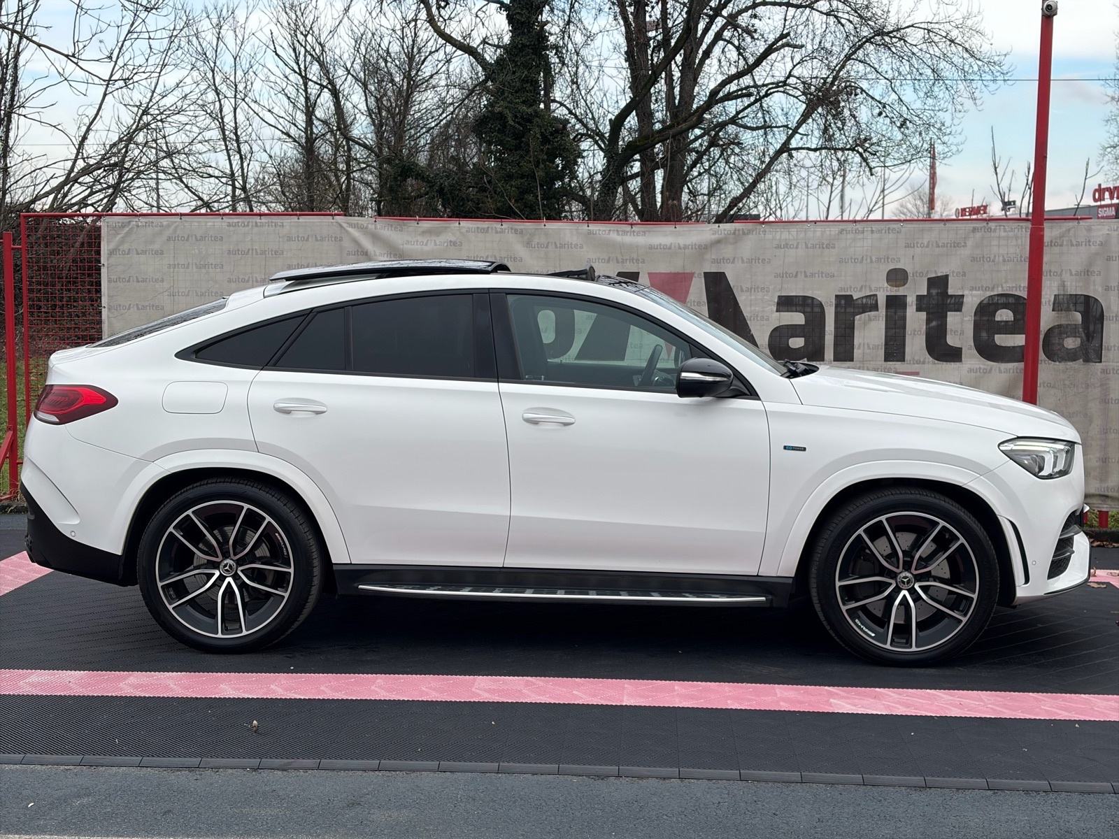 Mercedes-Benz GLE Coupe 350de AMG•Panorama•Head UP•Burmester•22", fotografija 4