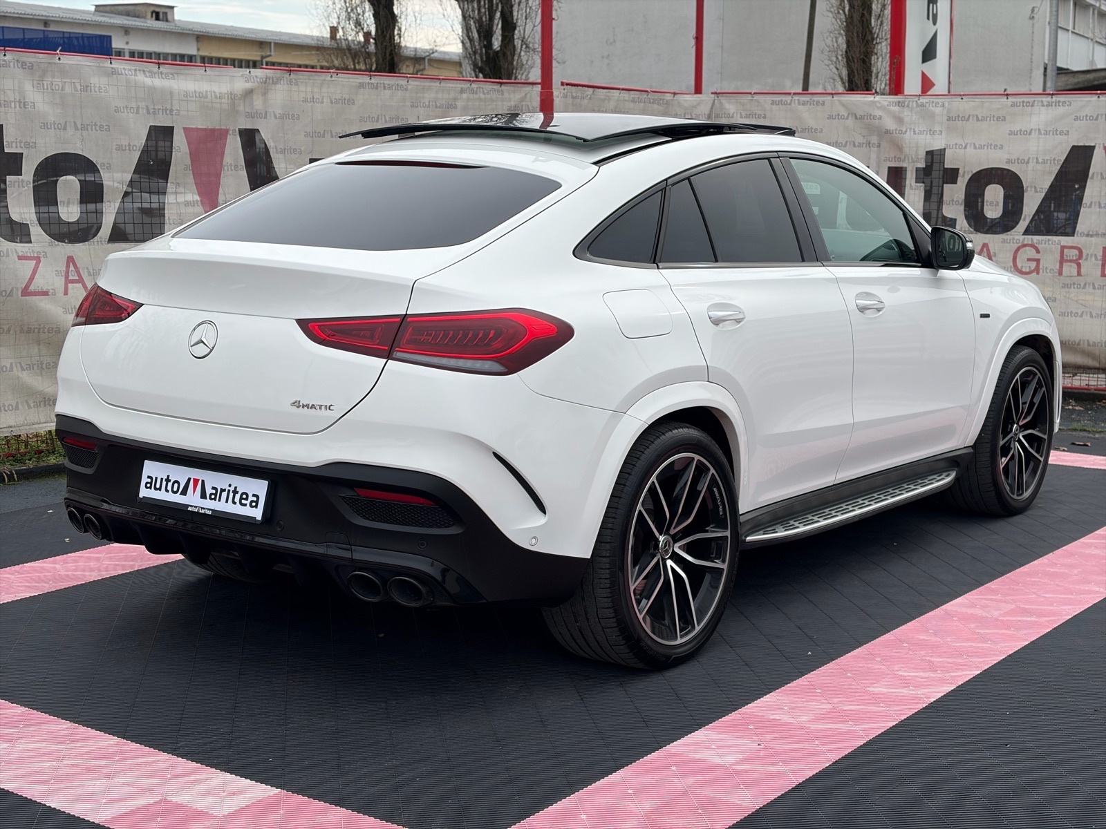 Mercedes-Benz GLE Coupe 350de AMG•Panorama•Head UP•Burmester•22", fotografija 5