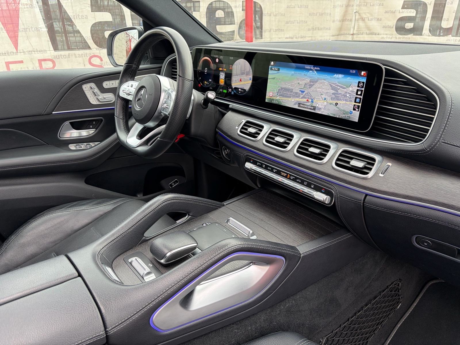 Mercedes-Benz GLE Coupe 350de AMG•Panorama•Head UP•Burmester•22", fotografija 17