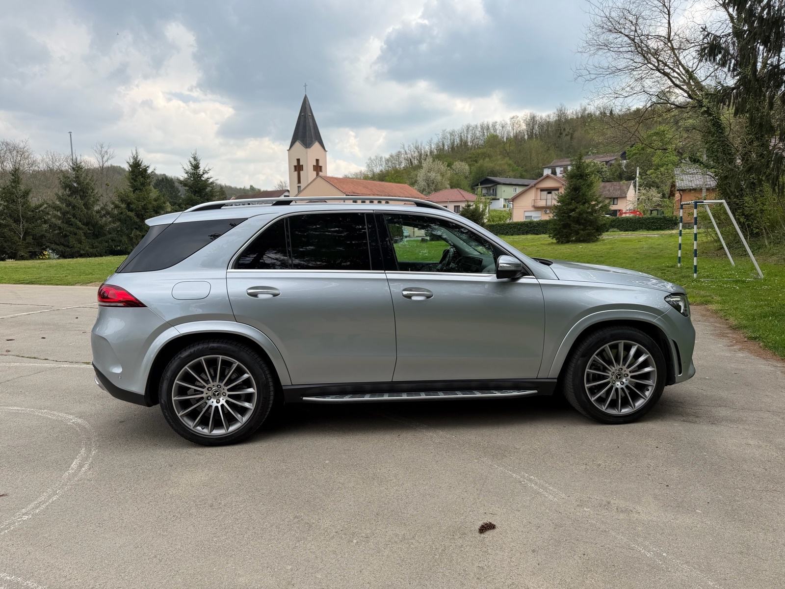 Mercedes-Benz GLE 350de 4Matic AMG / Headup / Burmester / PDV, pogled izvana - slika 4