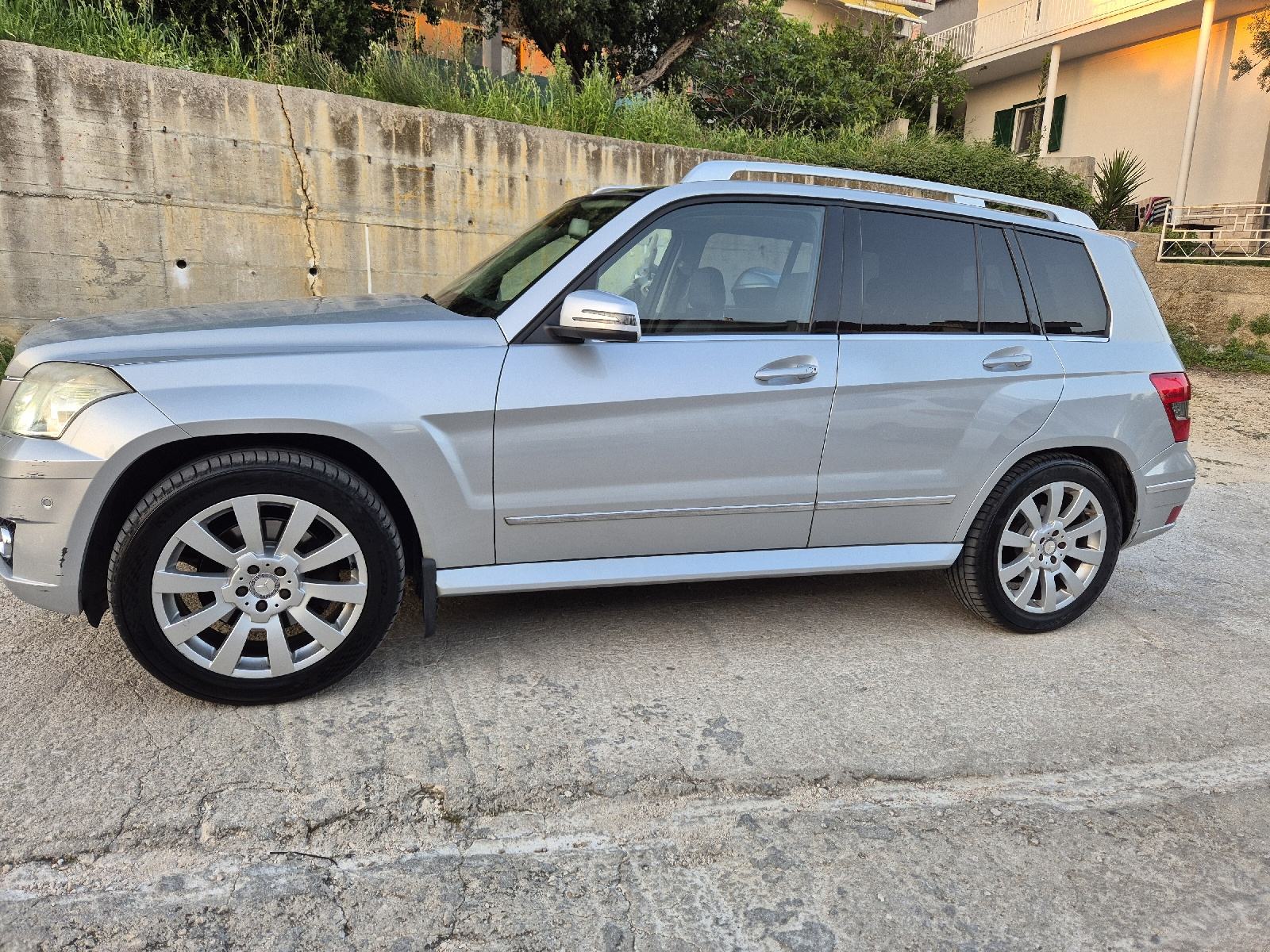 Mercedes-Benz GLK 320 CDI 4MATIC automatik, pogled izvana - slika 1
