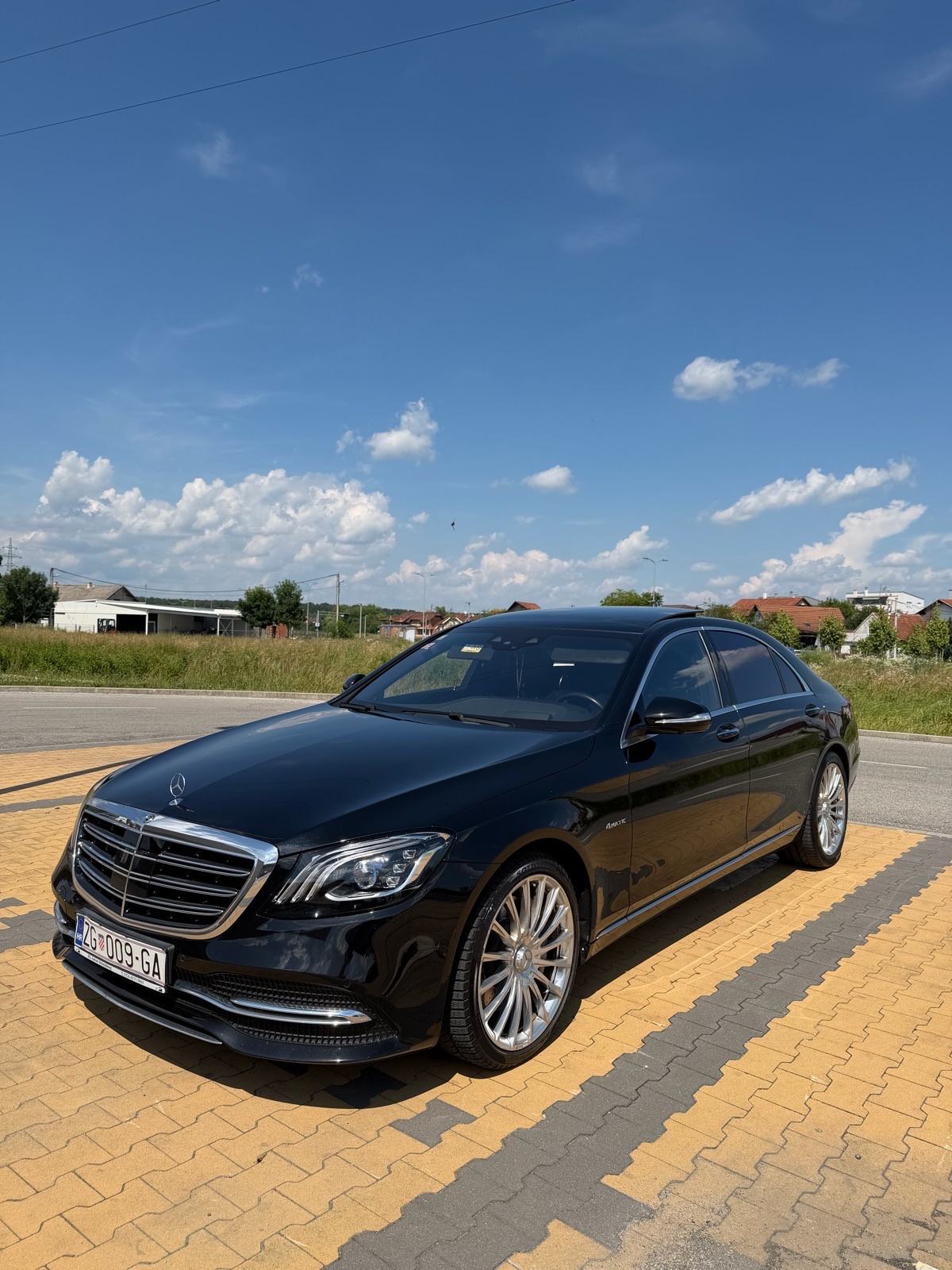 Mercedes-Benz S400d redizajn 4Matic long APSOLUTNA FULL OPREMA, pogled izvana - slika 1