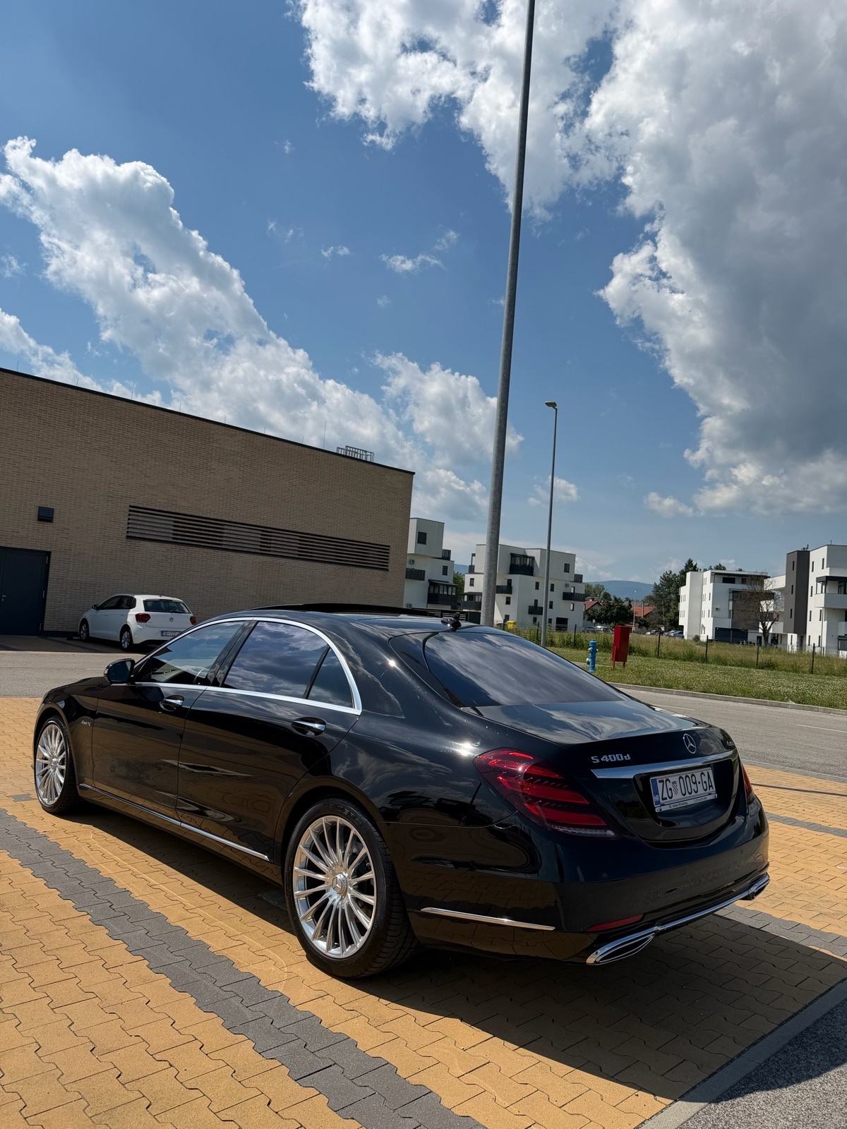 Mercedes-Benz S400d redizajn 4Matic long APSOLUTNA FULL OPREMA, fotografija 7